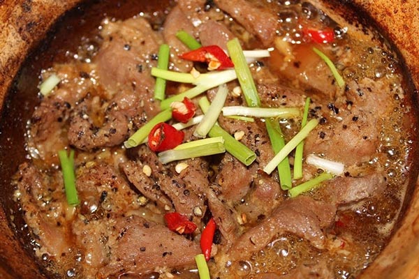 thịt bò kho tiêu đen